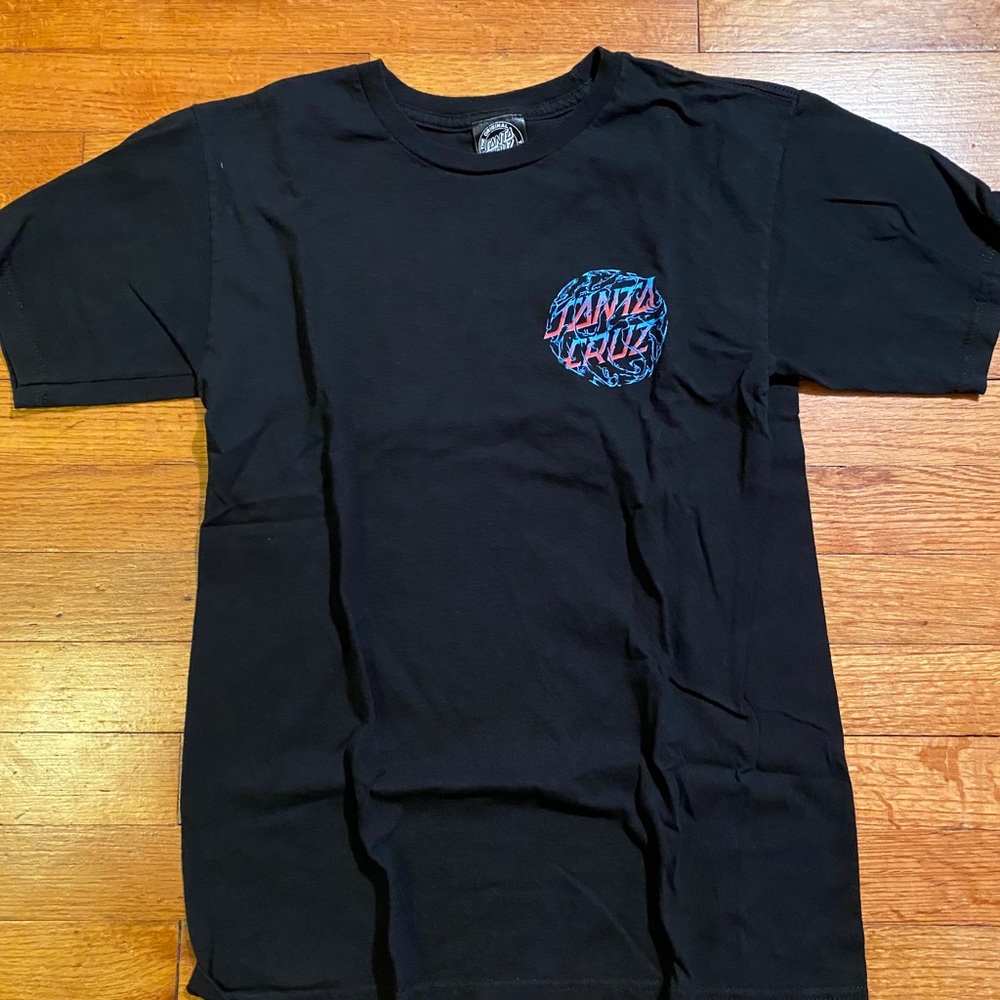 Santa Cruz t shirt